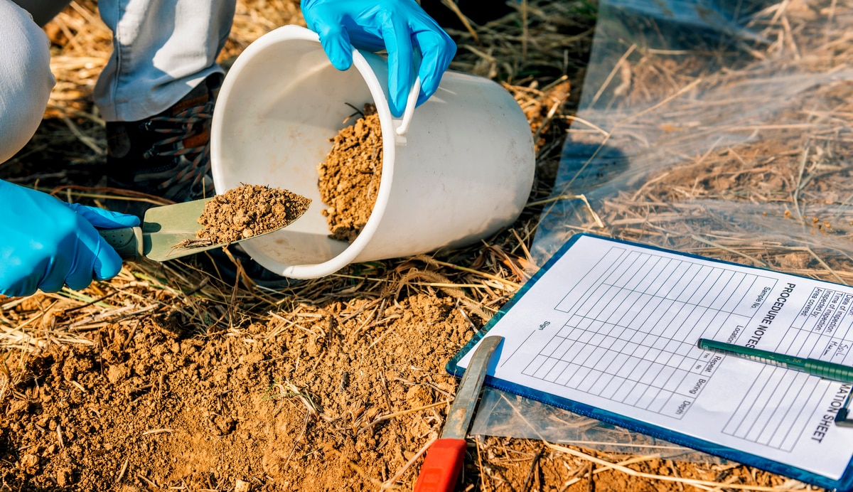 Coleta de amostras para análise de solo