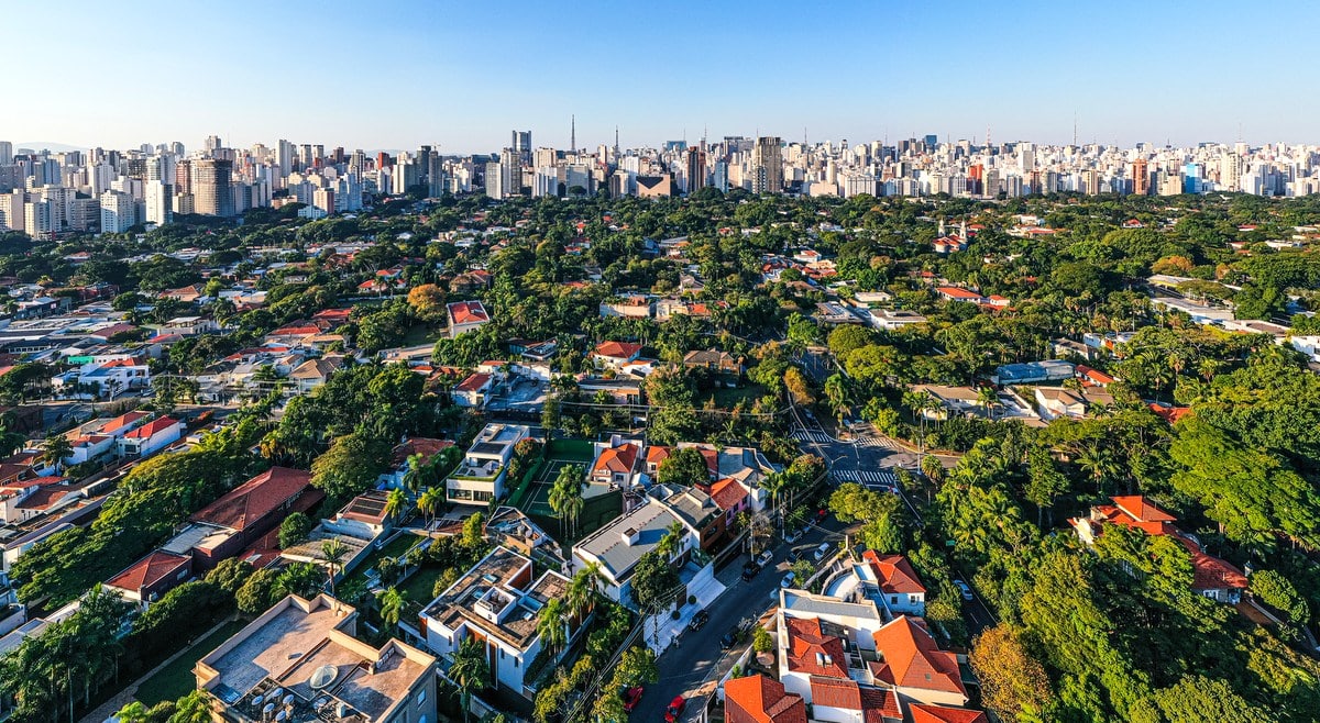 Bairro com arborização urbana