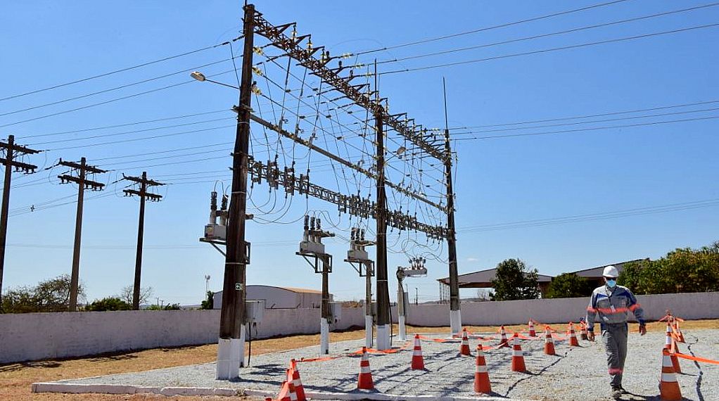 Investimentos em subestações para distribuição de energia elétrica