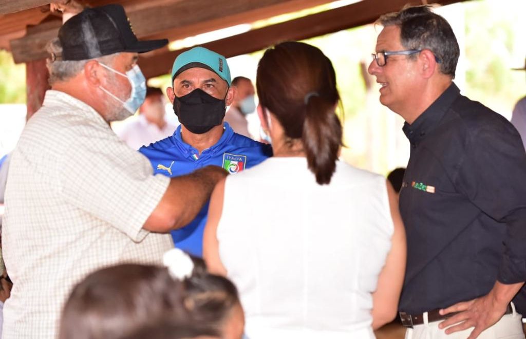 Esclarecimento de dúvidas de produtores rurais