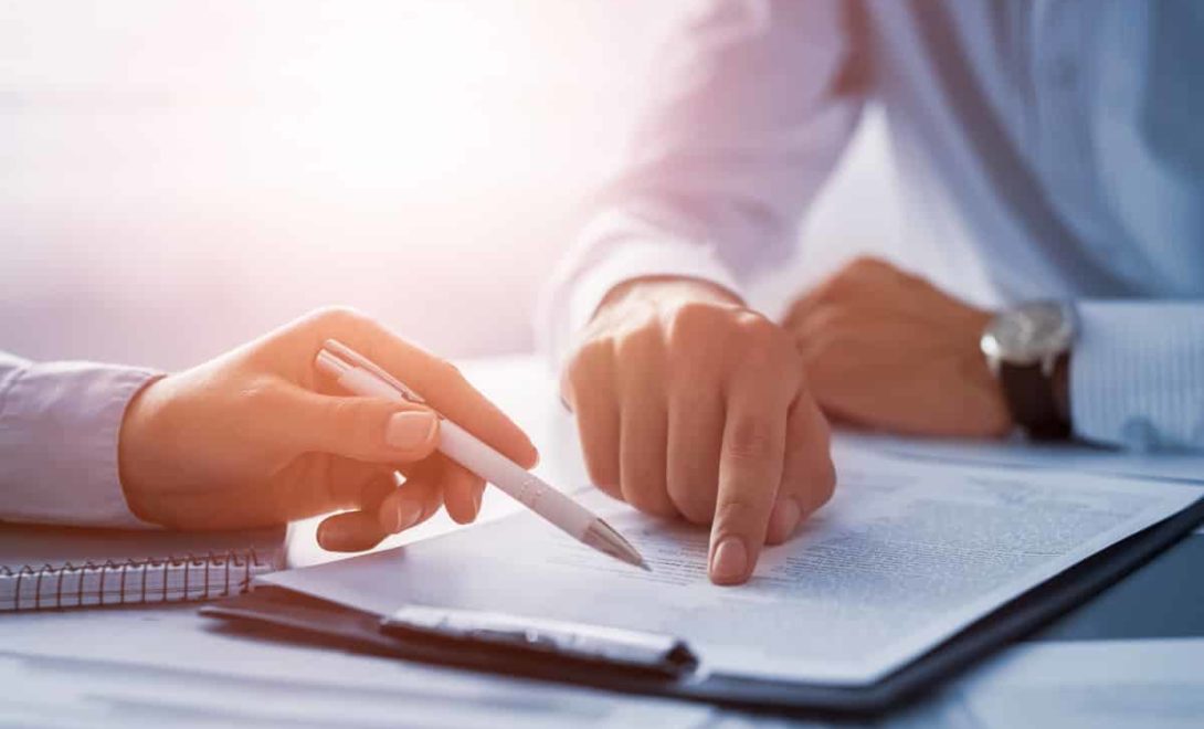 Contrato de locação de máquinas agrícolas