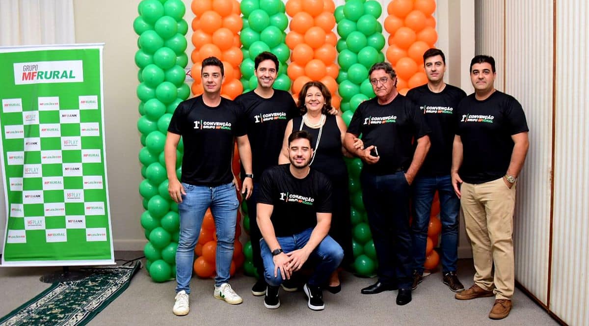 Diretores durante a convenção