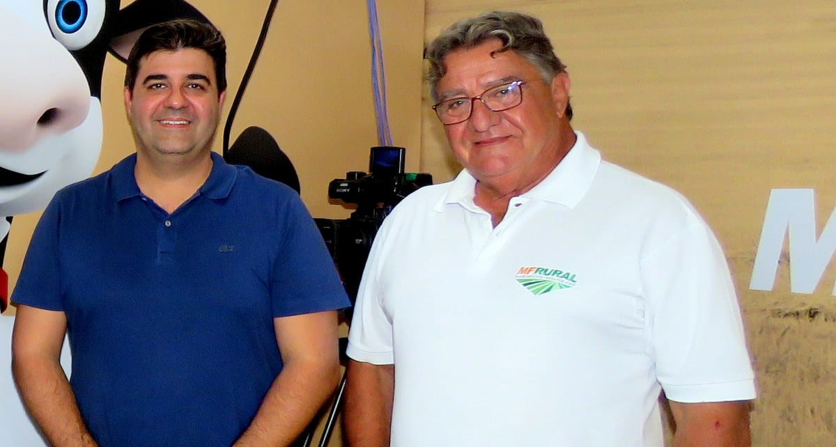 Roberto Lucas e sr. Wilson Lucas no estúdio do MF Leilões