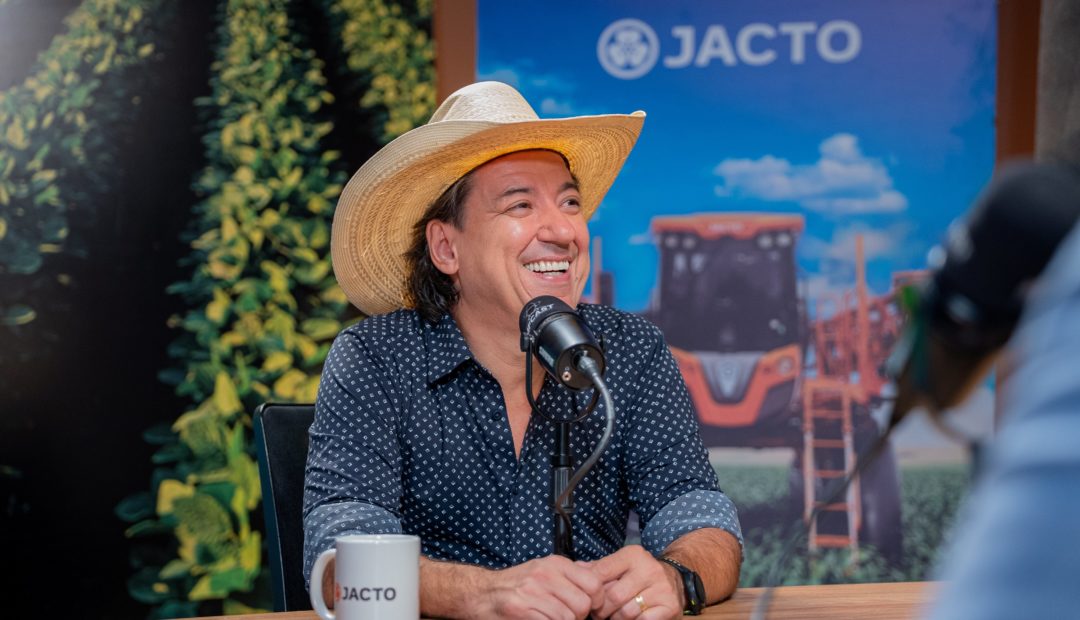 Do Clube da Viola aos grandes rodeios: a trajetória de Matheus Calil no entretenimento sertanejo